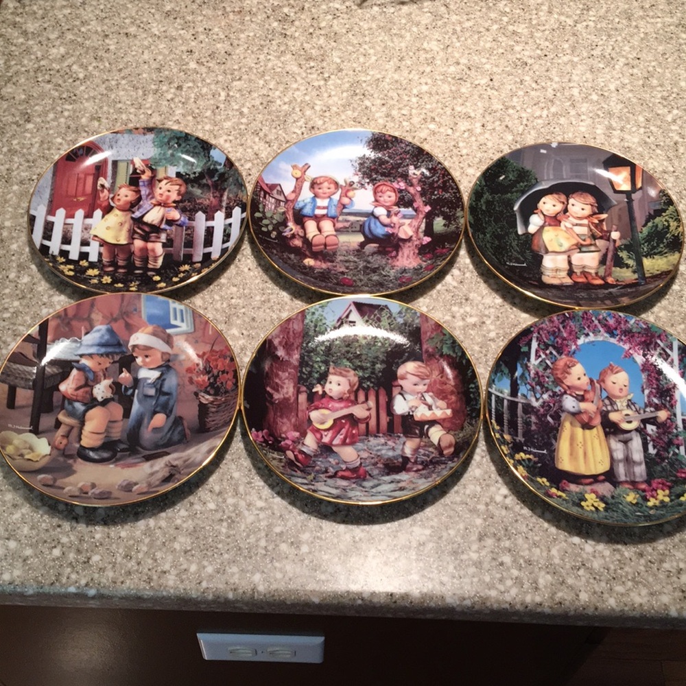 M.I. Hummel Plate Collection, Little Companions, Limited Edition.  8”.  Set of 6